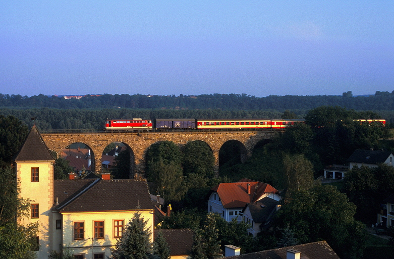 021_2043.017_Viadukt_bei_Emmersdorf_im_letzten_Abendlicht_15.08