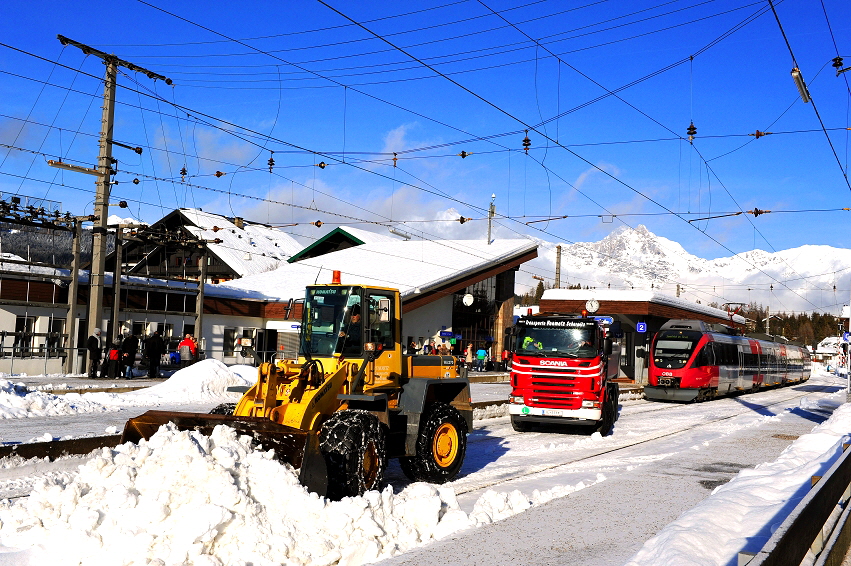 001.Bf. Seefeld Schneerumung 03.01.2012 foto herbert rubarth1