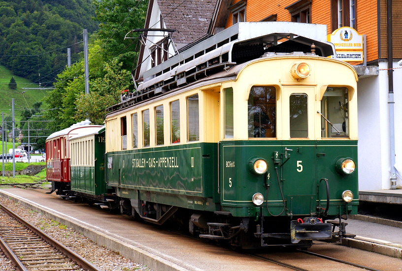 k-001 AB100 Jahre A-W SGA Triebwagen Nr. 5 en SGA B 119 AG C 13 in Wassera.26.08.2012 Dr. M. Strssle