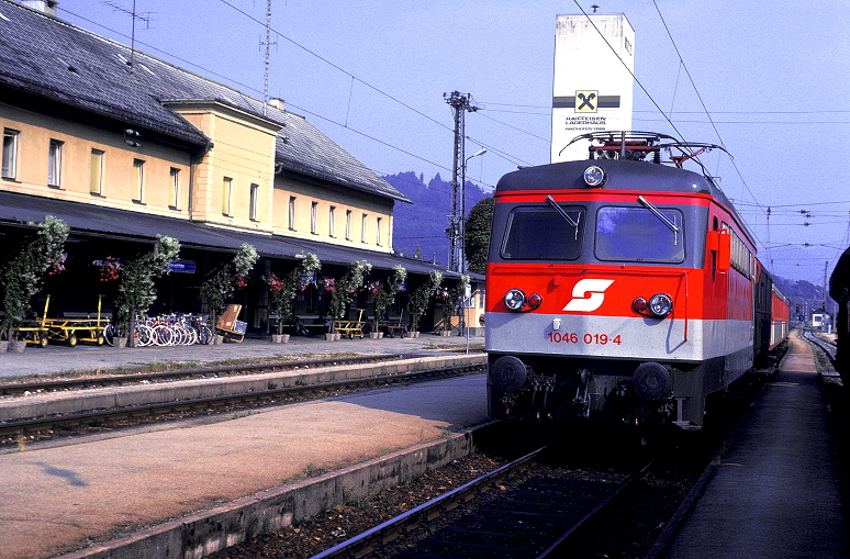 k-001  Bf. Waidhofen mit 1046.019 am 30.07.1990 foto herbert rubarth