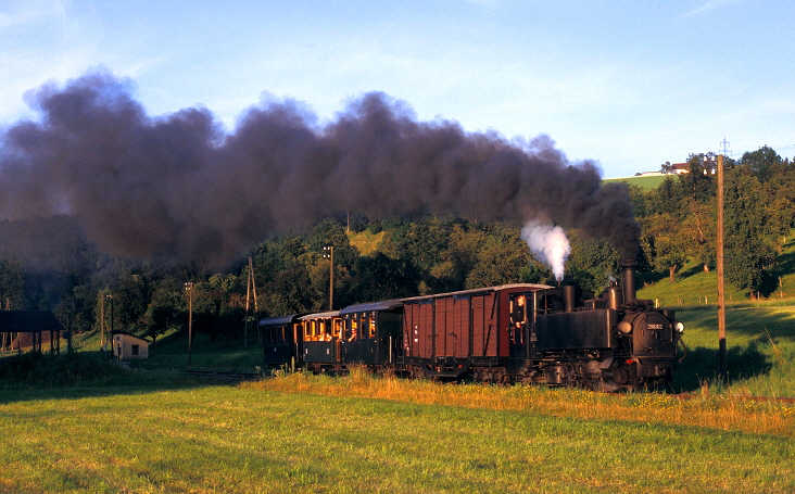 k-110 im letzten Abendlicht bei Sommerhubermhle Ri. Grnburg 26.07.2009 foto herbert rubarth