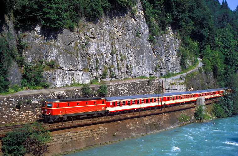 k-AB008 1044.36 Feldkircher Felsenau 26.07.1985 foto herbert rubarth