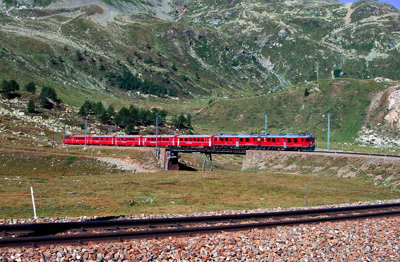 k-BB010 Alp Bondo Ri. Ospizio Bernina 13.08.2004 hr