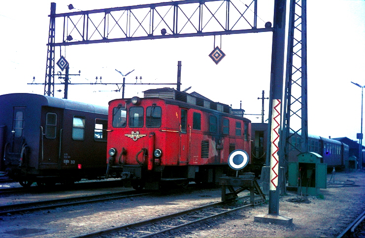 k-MZB102 2093.01 St. Plten Alpenbahnhof  foto gustav stehno