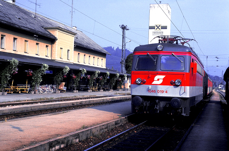 k-001  Bf. Waidhofen mit 1046.019 am 30.07.1990 foto herbert rubarth