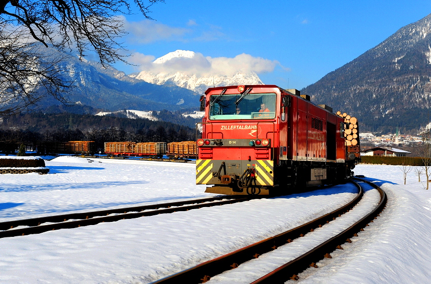 k-006 ZB Einfahrt Strass 18.02.2013 hr