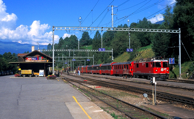 k-010 Albulabahn Ge 4.4. I. Bf. Filisur 23.07.2002 foto herbert rubarth