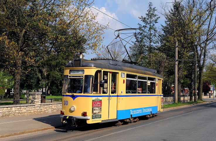 k-010. Thlmannplatz 19.04.2014 hr