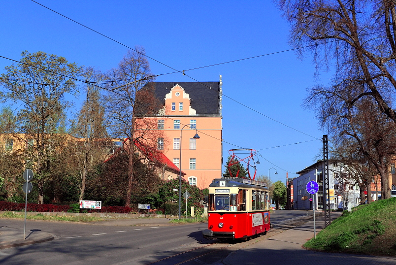 k-010. Tw. 51 Naumb. Bergstr. 19.04.2019 hr