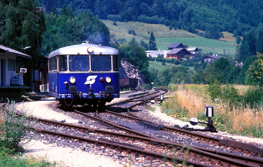 k-012 Neubergerbahn 5081.001 Ausfahrt Neuberg a. d. Mrz 02.08.1986 Foto gustav stehno