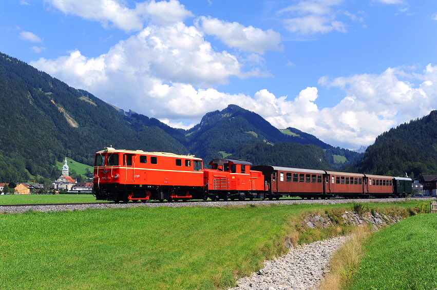 k-100. BWB 2095.13 & 2091.08 Ausf. Bezau 22.08.2015 hr