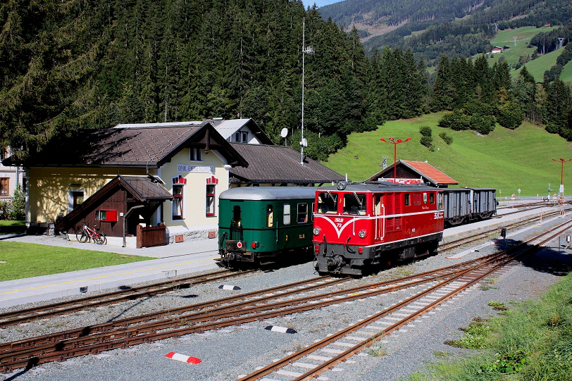 k-50_2011-09-25_PLB_Vs72 bei der Wende von Zug 3308 auf 3313 in Krimml