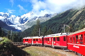 k-k-BB009 Montebello Kurve mit Bernina Gruppe 12.08.2004 hr