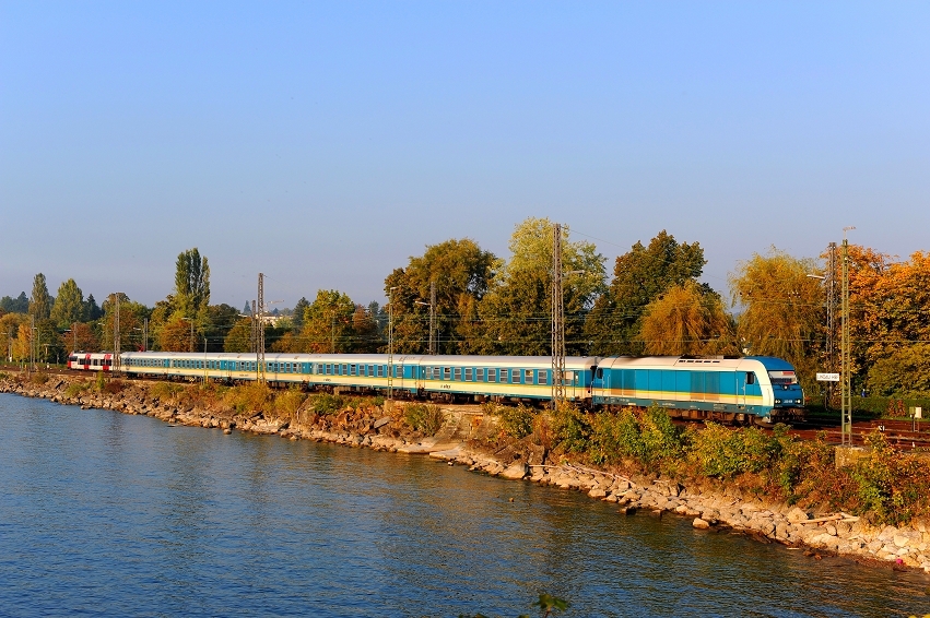 k-016 Allgubahn ALEX Zug auf dem Bodenseedamm b. Lindau 27.09.2011 hr