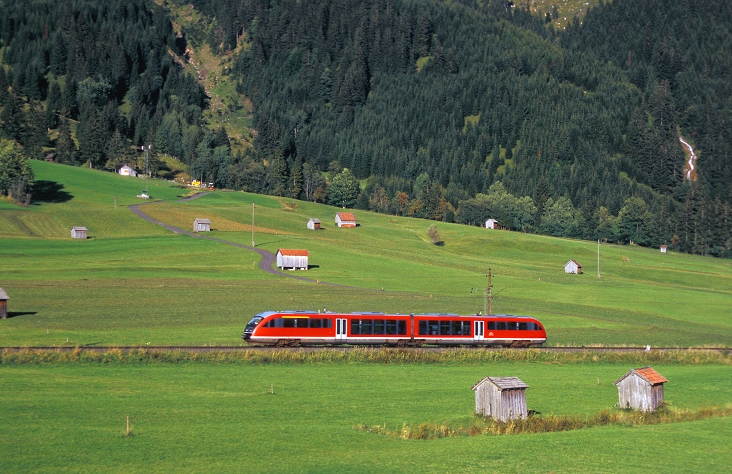 k-038 Desiro Tw- bei L�hn 01.09.2006 Foto H. Rubarth