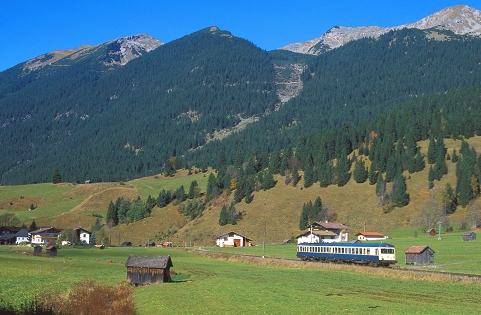 k-039 VT 628.0 am 22.10.2001 L�hn Foto H. Rubarth