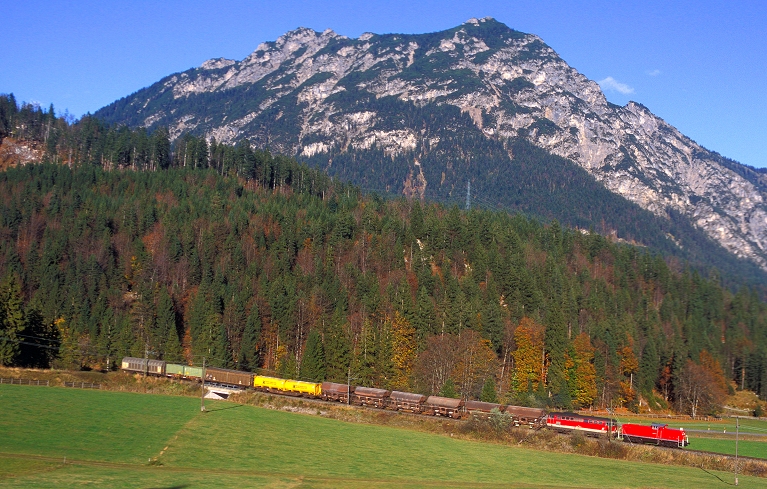 k-103 2043.066 & 290.543 bei Heiterwang- Plansee 22.10.2001 foto herbert rubarth